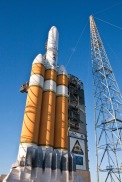 the-delta-4-heavy-rocket-set-to-launch-nrol-37-into-orbit-receives-a-final-round-of-inspection